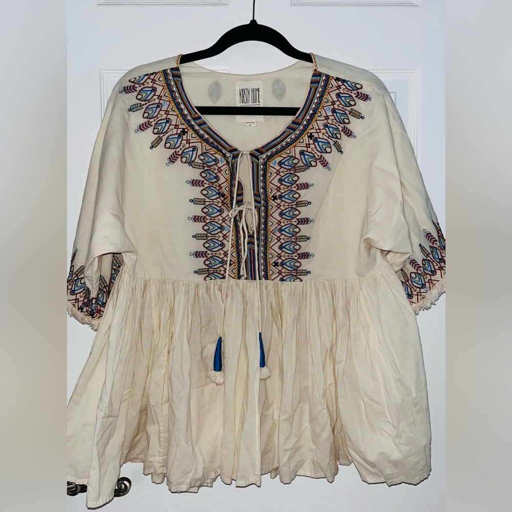 Embroidered Boho Cream Short Sleeve Peplum Style Top with Tie Accents Small - Picture 2 of 3